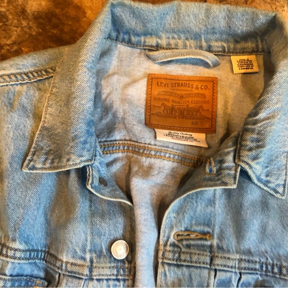 Levi Jean jacket - Picture 2 of 2